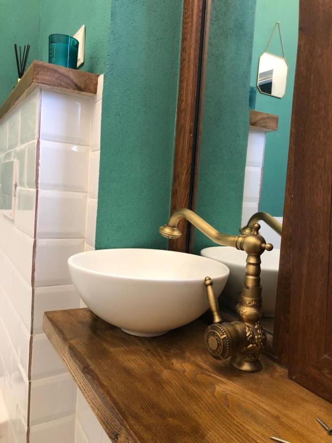 Texas House Konuk evi Novaci-Străini Dış mekan fotoğraf